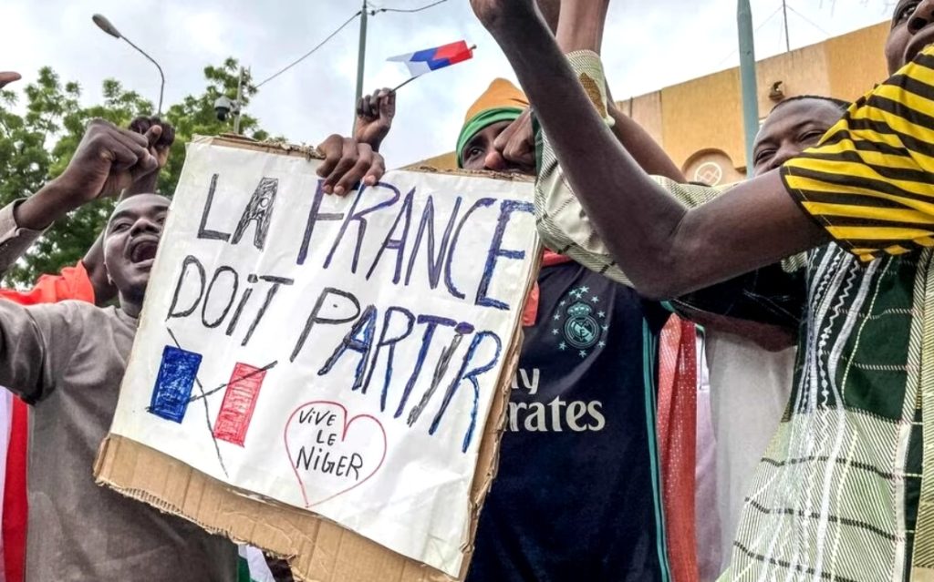 Mali, Burkina Faso, Niger : La France a joué… et a perdu